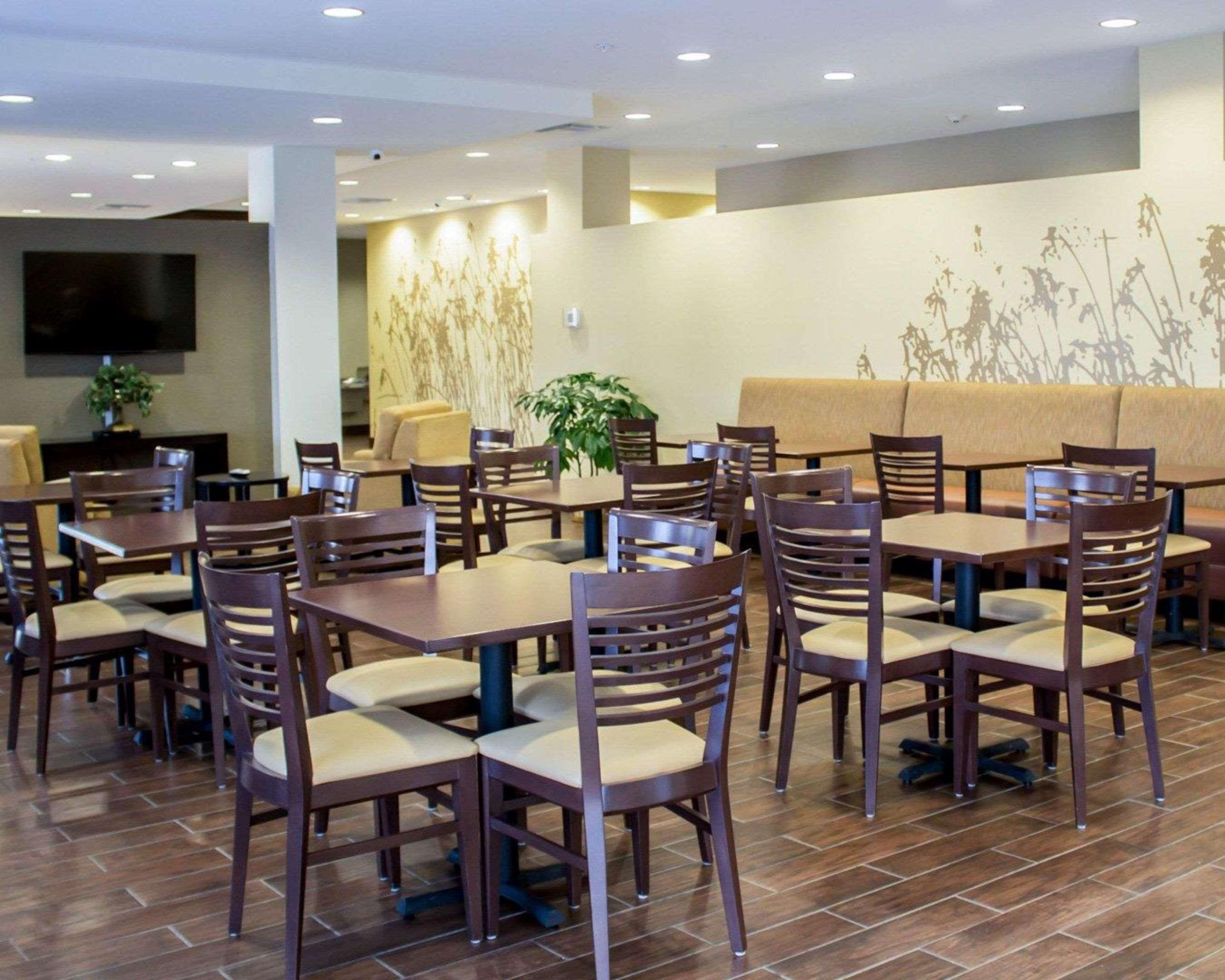 Sleep Inn & Suites Moundsville - Wheeling Kültér fotó
